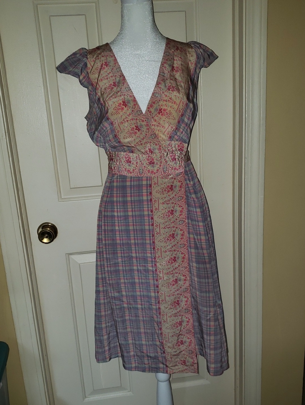 Plenty By Tracy Reese Floral & Plaid Midi Wrap Dress 100% Silk. Romantic Size 8